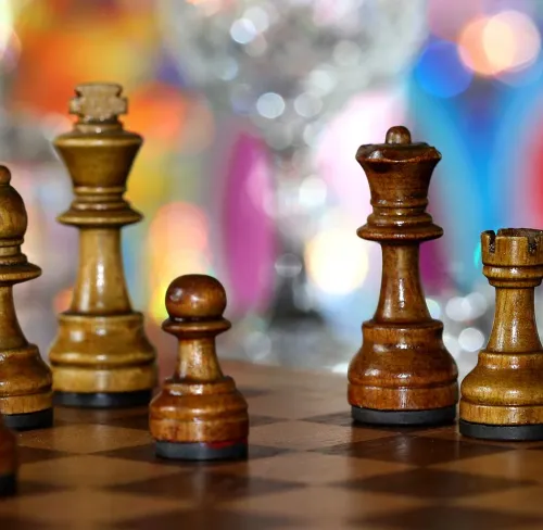 Chess pieces bokeh