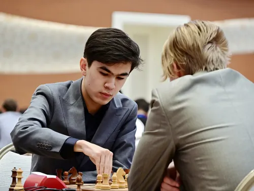 Javokhir Sindarov chess player