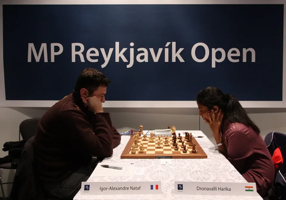 Igor-Alexandre Nataf vs Harika Dronavalli, 2010