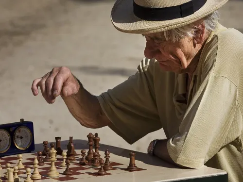 Paris - Playing chess at the Jardins du Luxembourg