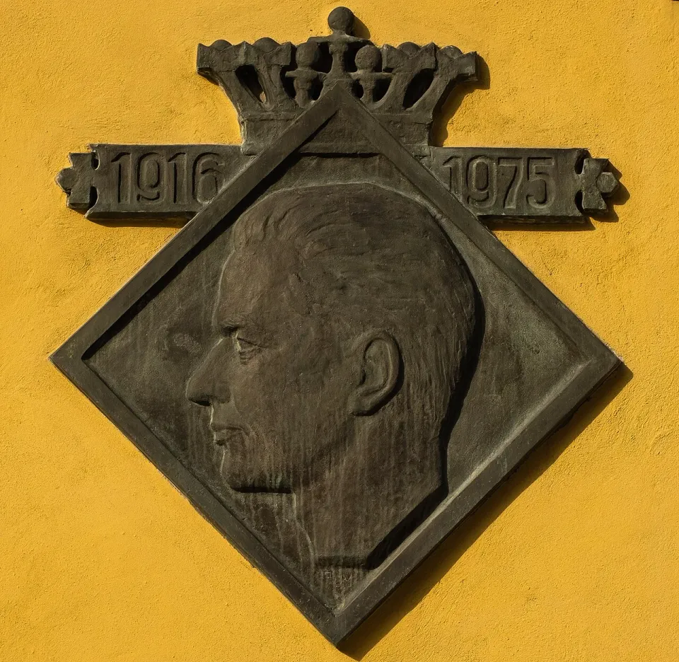 Paul Keres relief